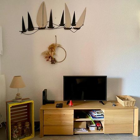 Superbe Appartement T2 En Residence Avec Piscine サン・シプリアン エクステリア 写真