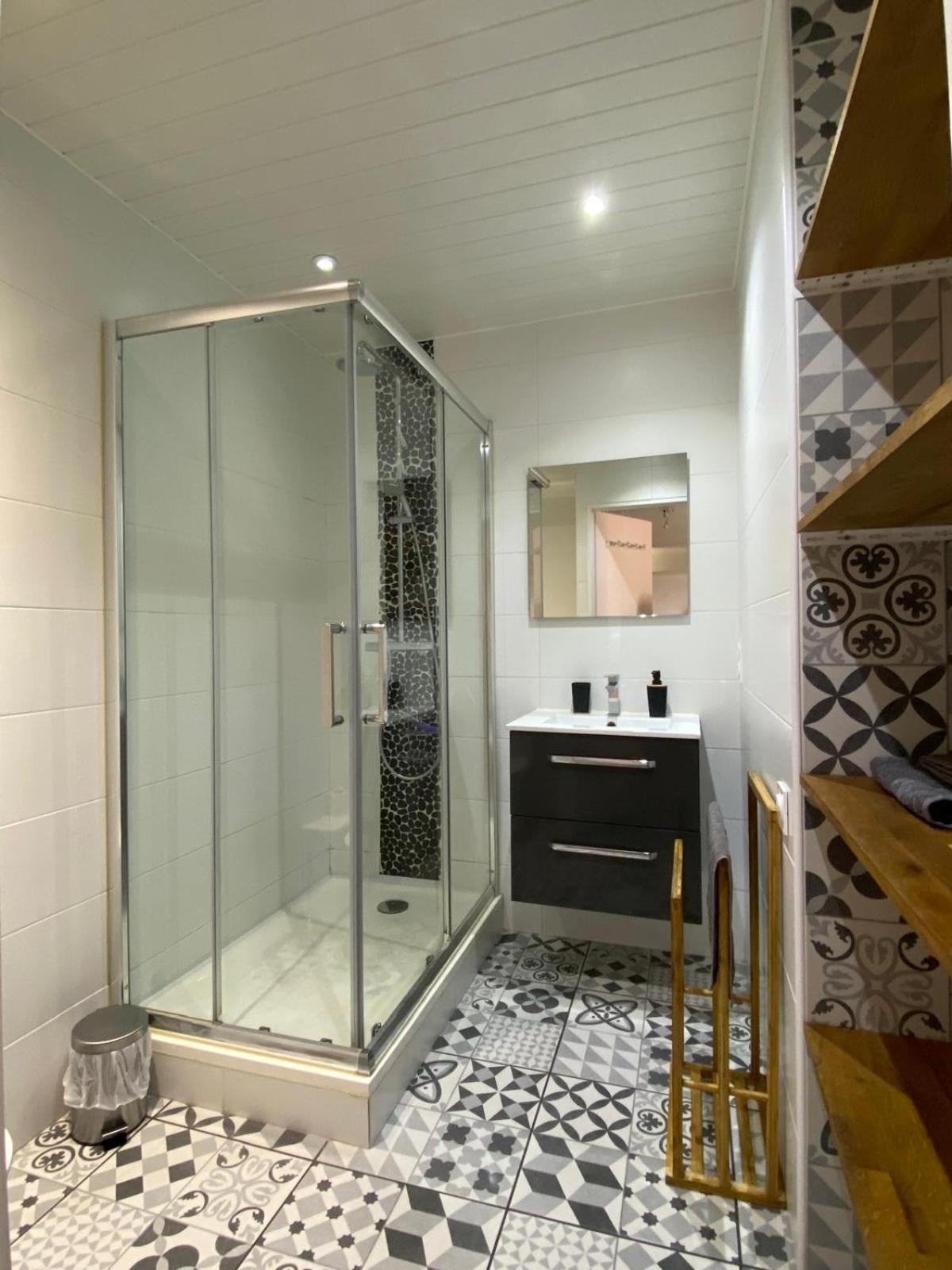 Superbe Appartement T2 En Residence Avec Piscine サン・シプリアン エクステリア 写真