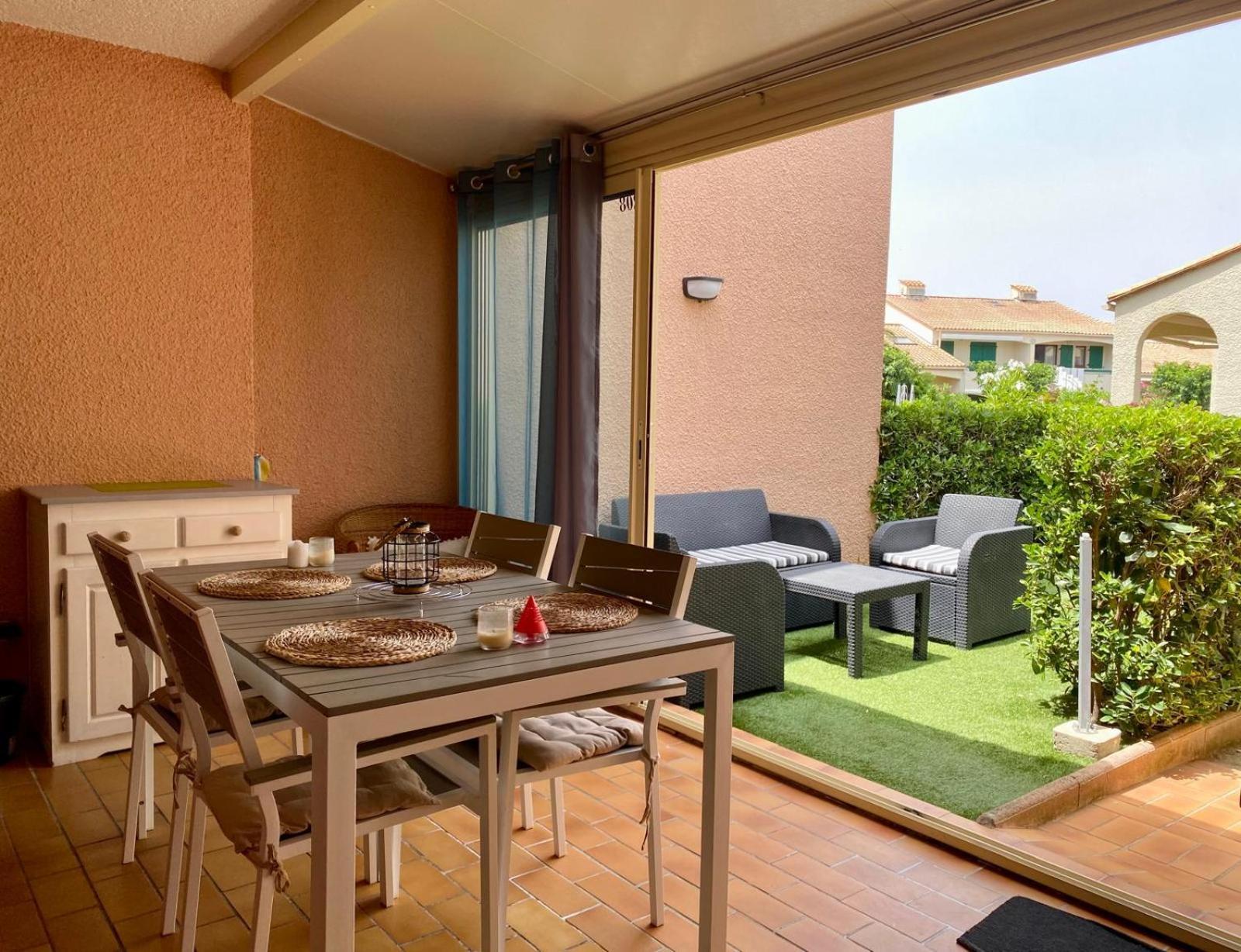 Superbe Appartement T2 En Residence Avec Piscine サン・シプリアン エクステリア 写真